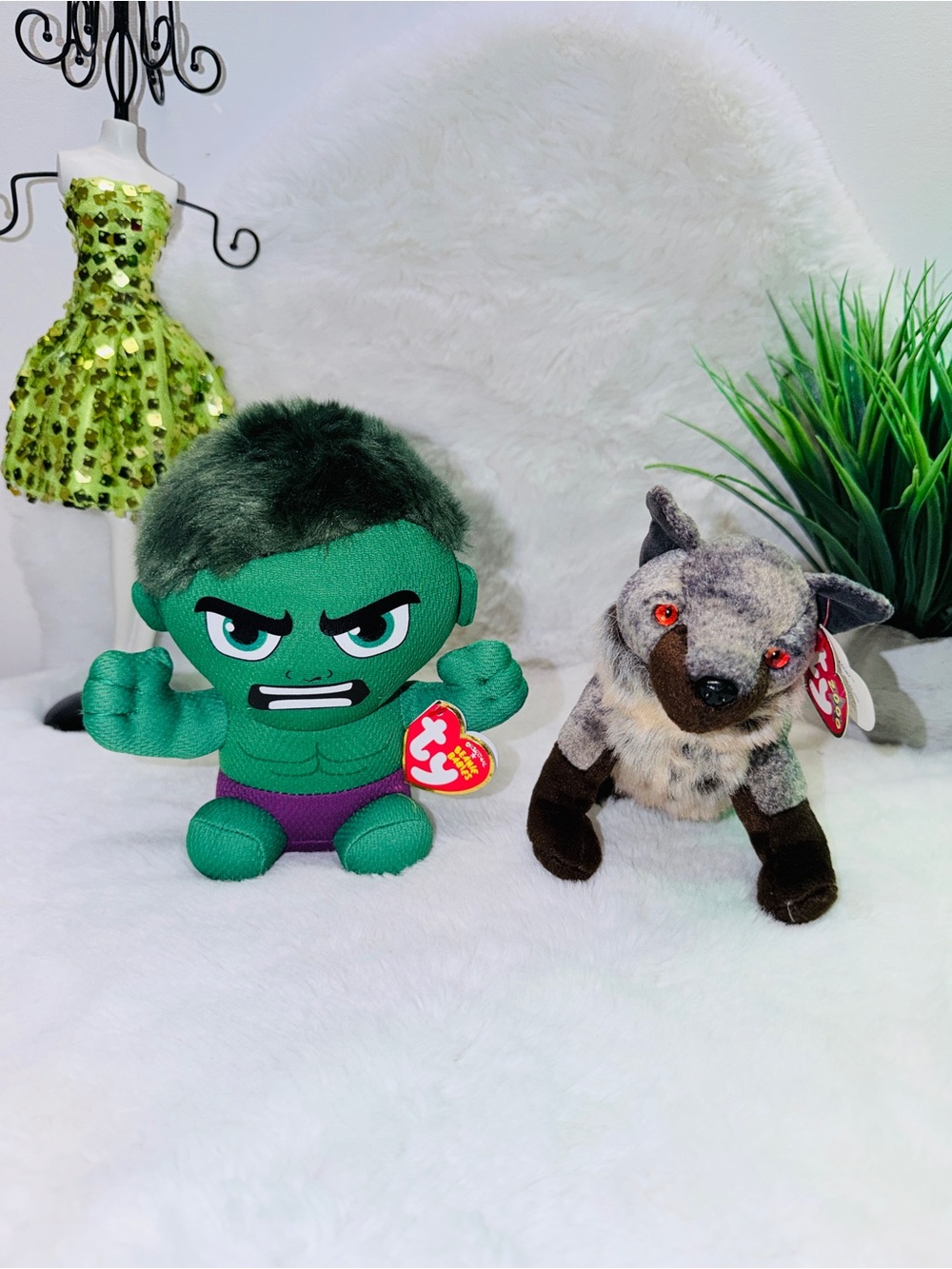 NWT Ty Marvel Hulk Plush Toy & Ty Beanie Wolf Howl 🐺